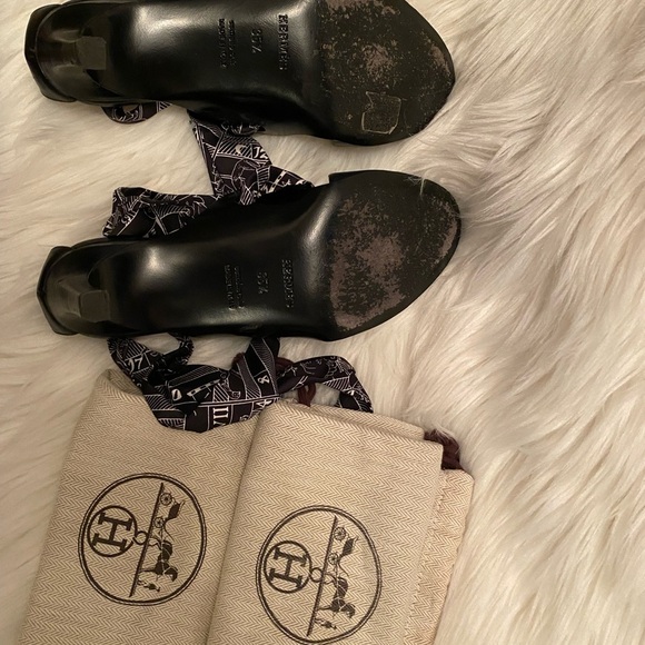 Rare and Beautiful Hermes Scarf Sandals Black size 35.5 - Picture 9 of 13